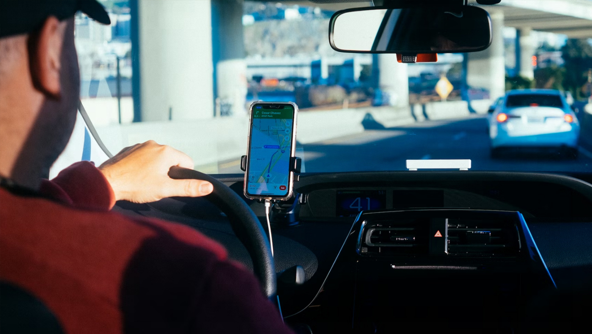 Solución de gestión de flotas de autos Taxion-line